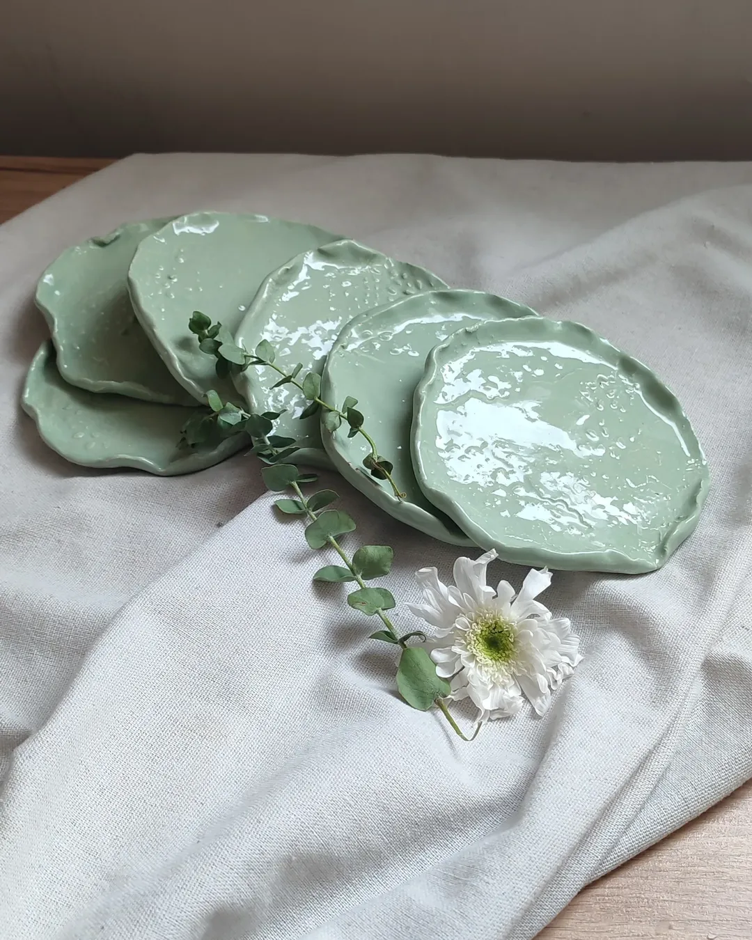 نعلبکی سرامیکی دستساز دفورمه